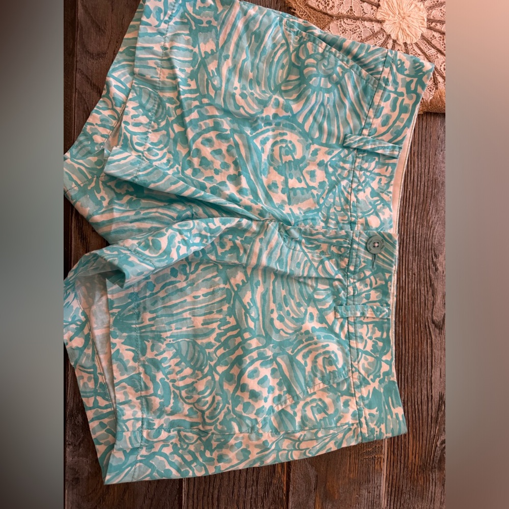 Lily Pulitzer Callahan shorts